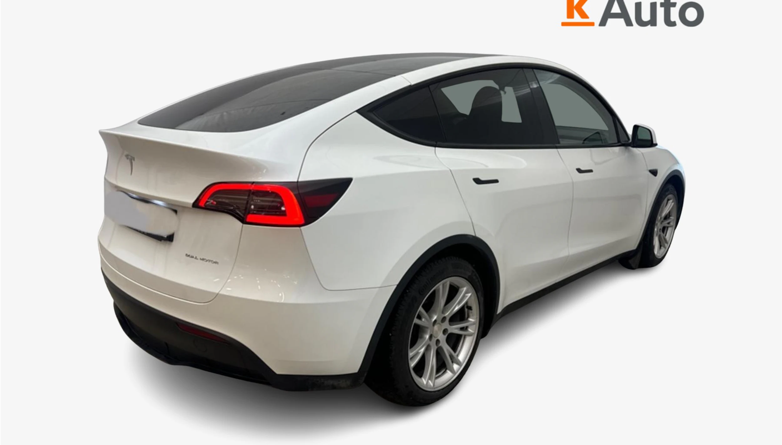 met. valkoinen Tesla Model Y 2023 kuva 2.