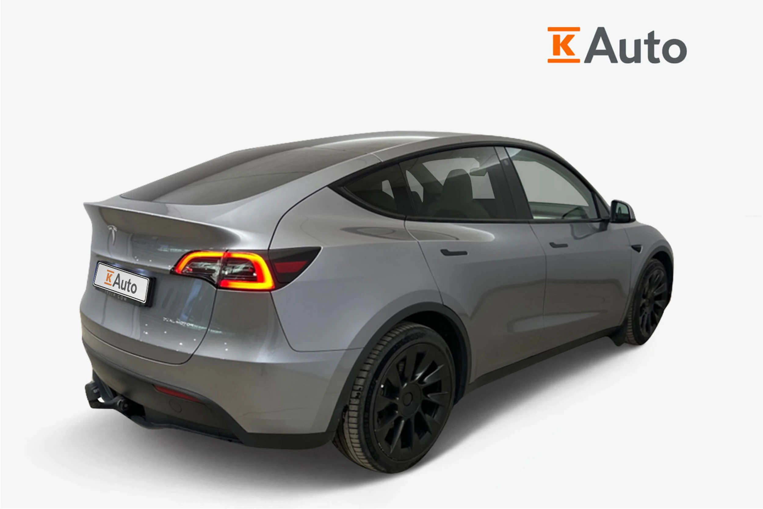 met. hopea Tesla Model Y 2023 kuva 2.