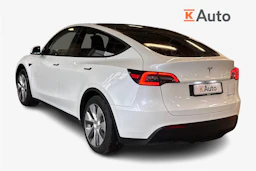 valkoinen Tesla Model Y 2023 kuva 2.