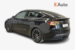 musta Tesla Model Y 2023 kuva 2.