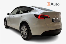 Valkoinen Tesla Model Y 2023 kuva 2.