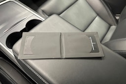 sininen Tesla Model Y 2023 kuva 28.