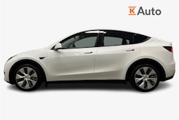 valkoinen Tesla Model Y 2023 kuva 6.