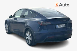 sininen Tesla Model Y 2023 kuva 2.