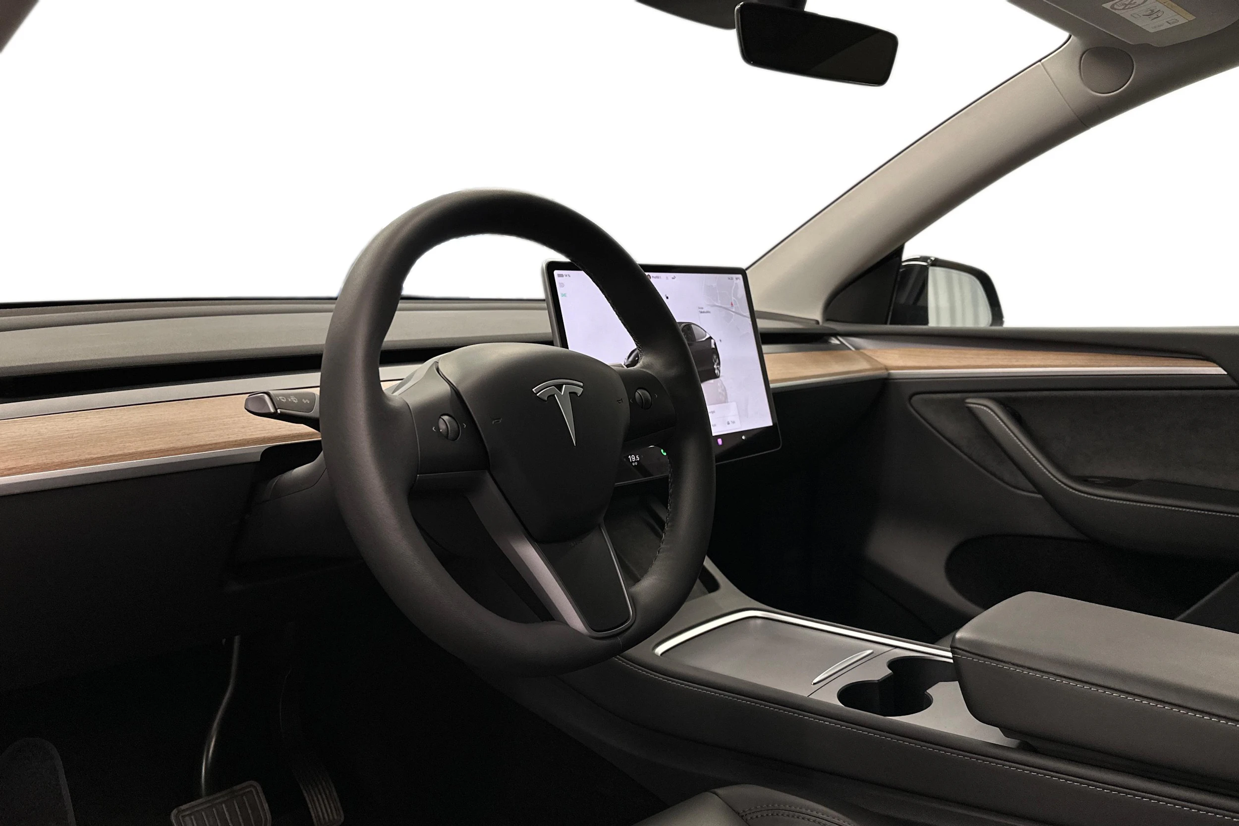 musta Tesla Model Y 2023 kuva 8.