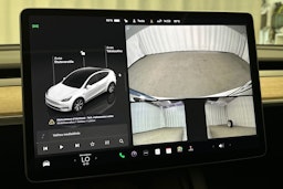 valkoinen Tesla Model Y 2023 kuva 26.