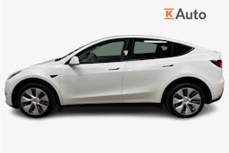 valkoinen Tesla Model Y 2023 kuva 5.