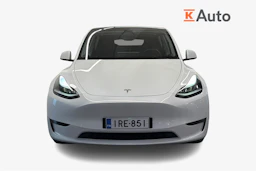 Valkoinen Tesla Model Y 2023 kuva 4.