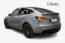 harmaa Tesla Model Y 2023 kuva 2.