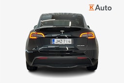 musta Tesla Model Y 2023 kuva 3.