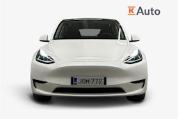 valkoinen Tesla Model Y 2023 kuva 5.
