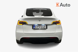 valkoinen Tesla Model Y 2023 kuva 3.