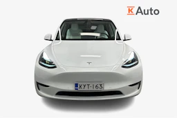 valkoinen Tesla Model Y 2023 kuva 4.