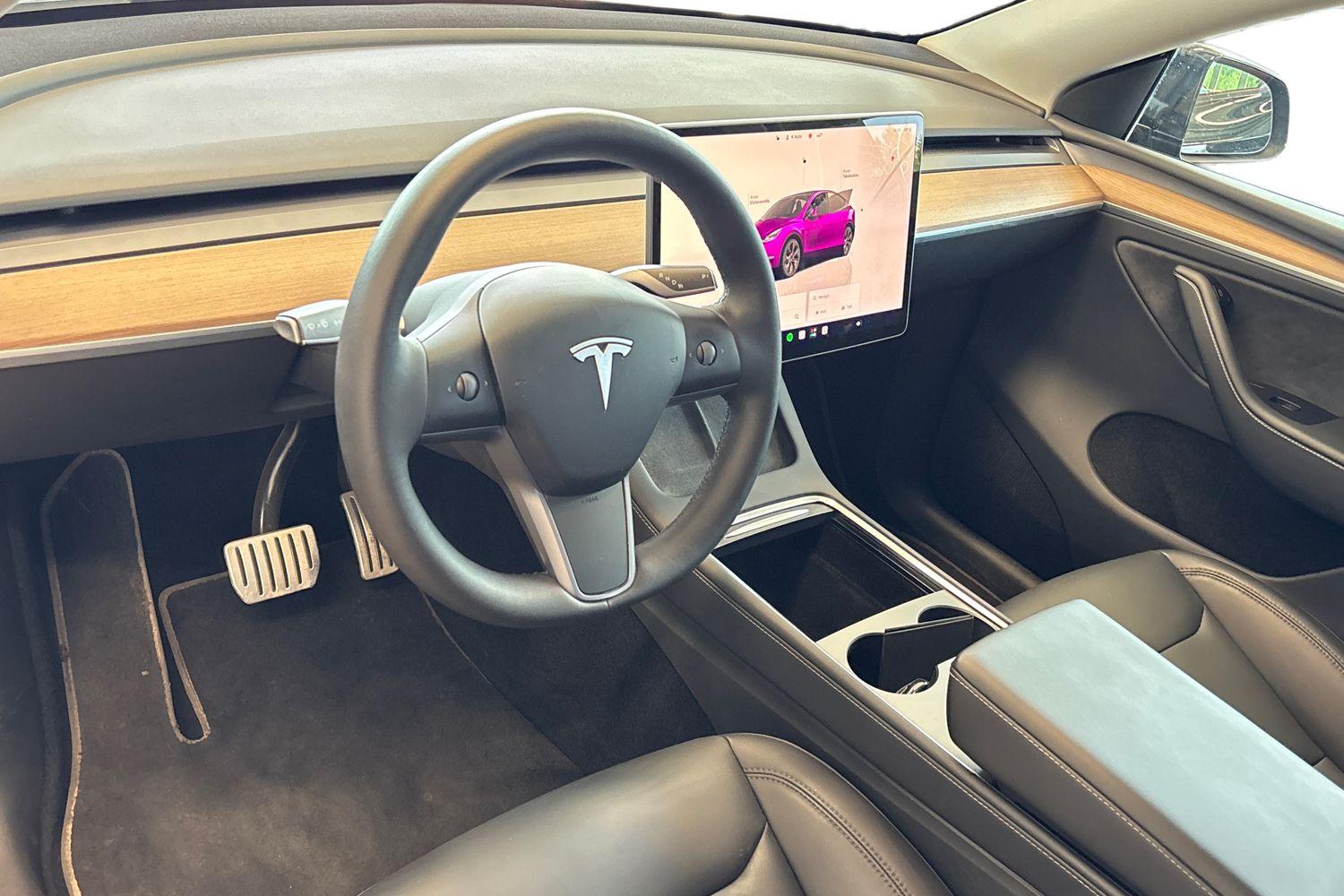 Tesla Model Y Performance 2023, kuva 6/44