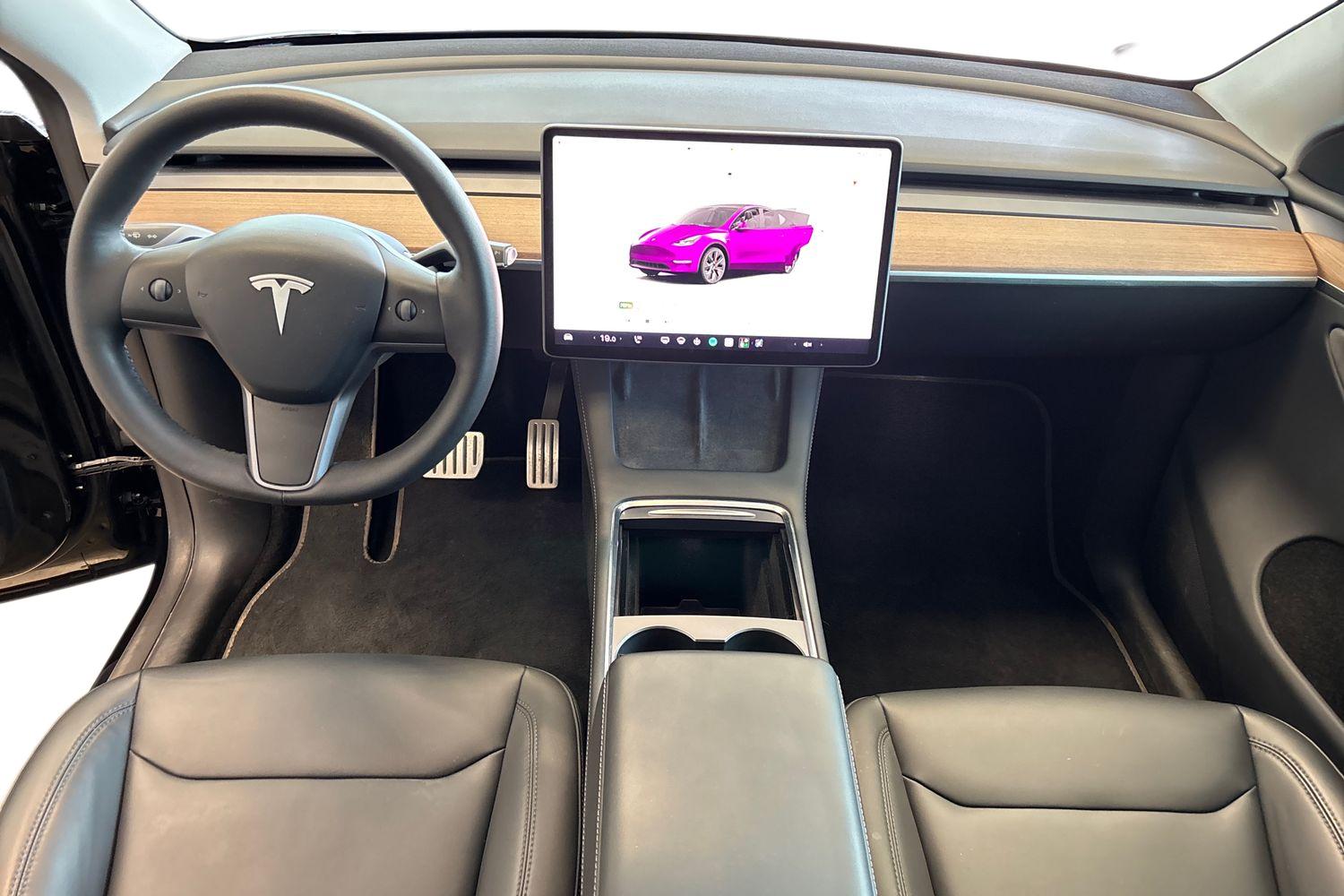 Tesla Model Y Performance 2023, kuva 7/44