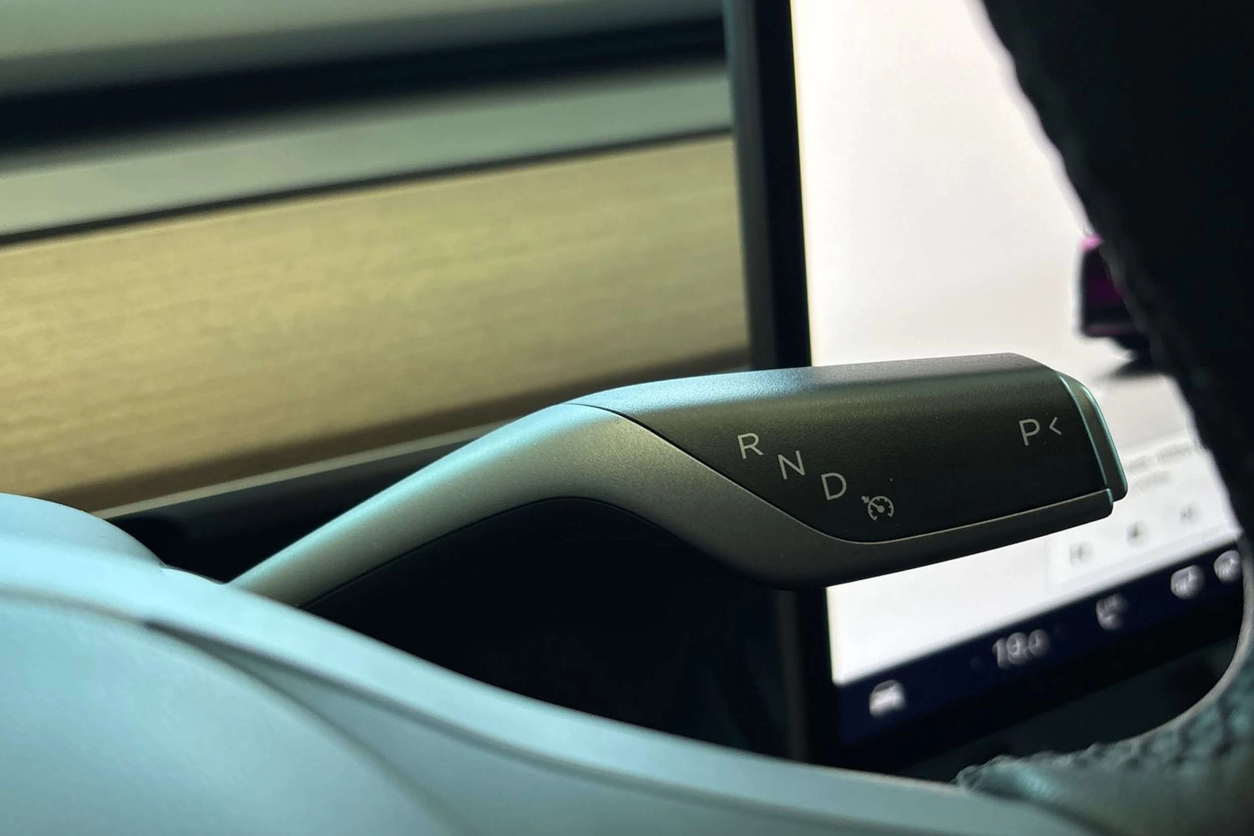 musta Tesla Model Y 2023 kuva 43.