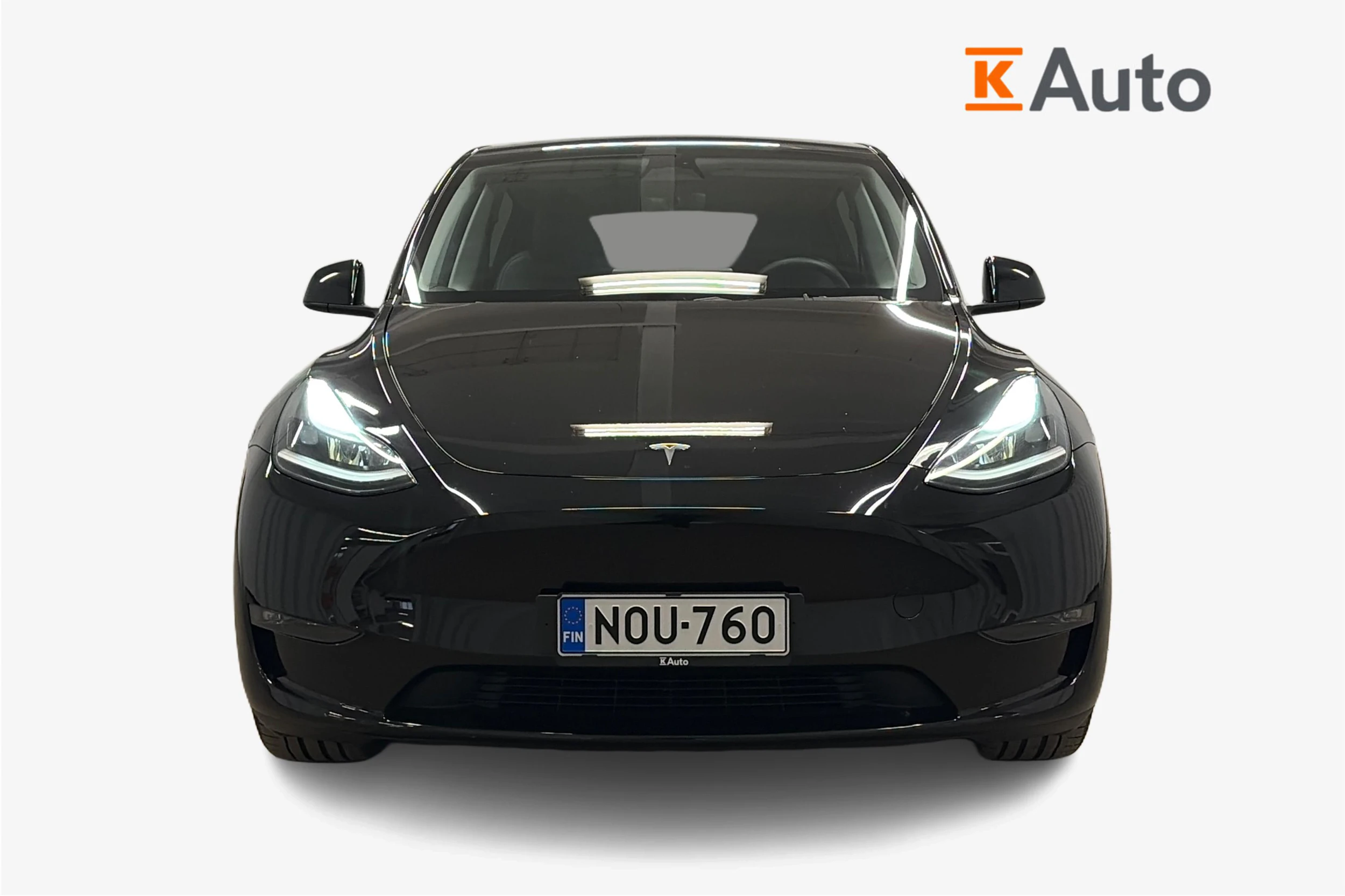musta Tesla Model Y 2023 kuva 4.