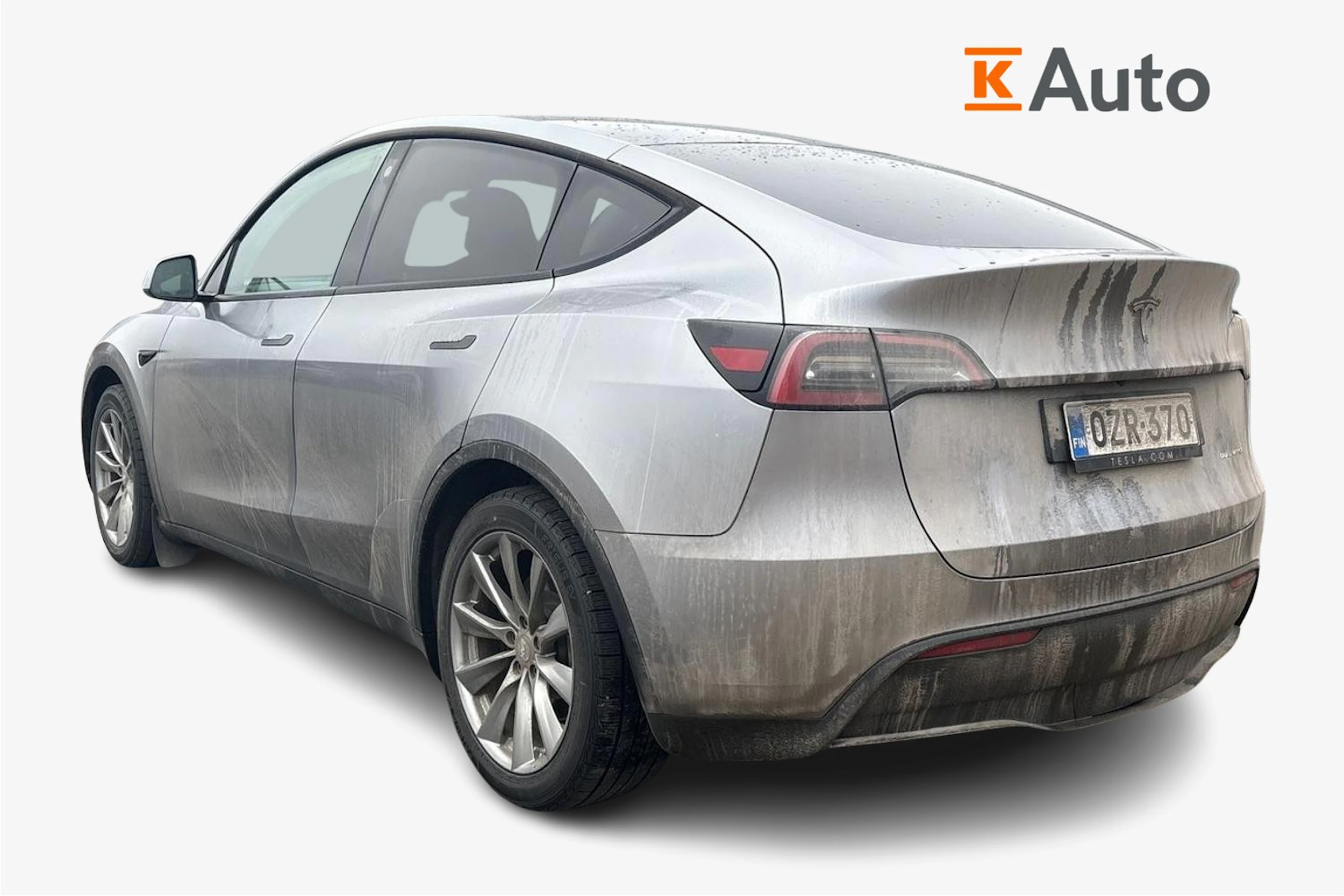 Harmaa Tesla Model Y 2023 kuva 2.