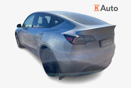 harmaa Tesla Model Y 2023 kuva 2.