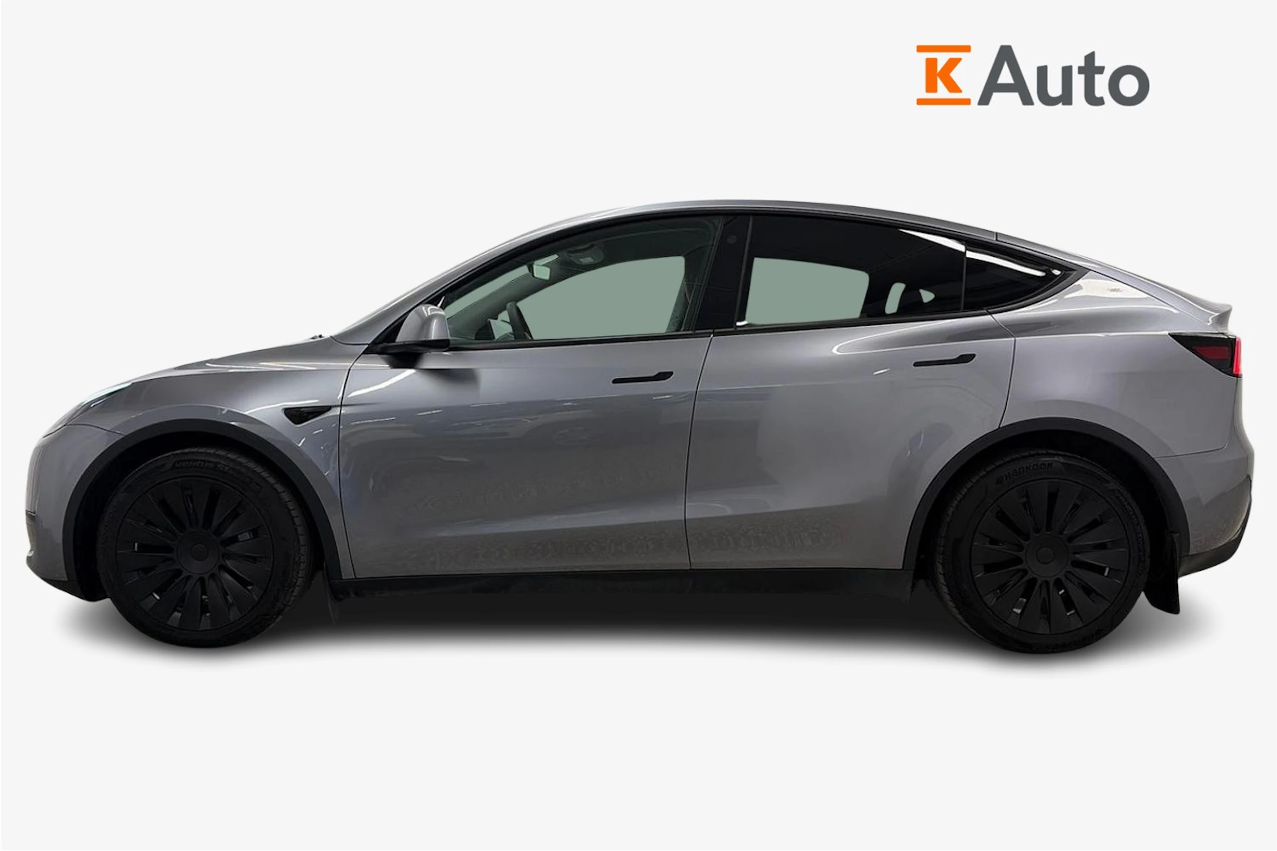 harmaa Tesla Model Y 2023 kuva 5.