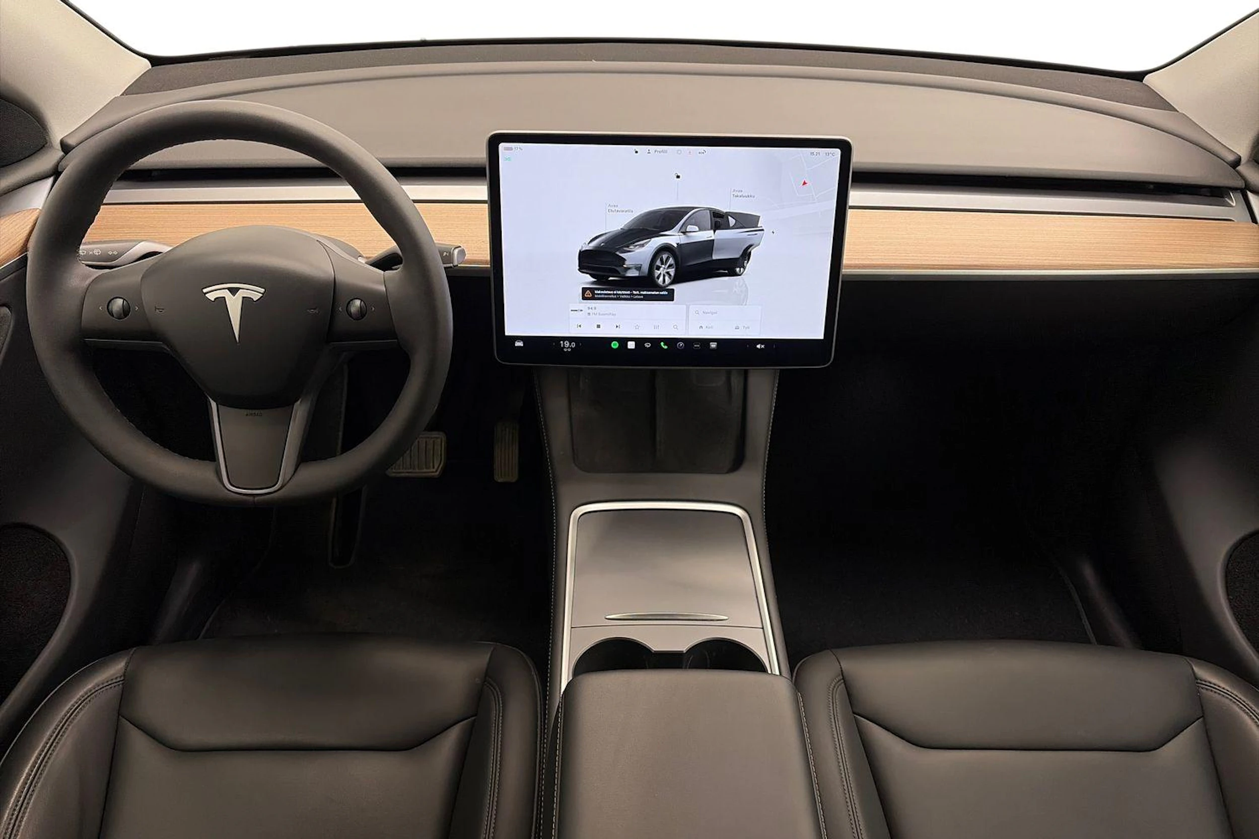 harmaa Tesla Model Y 2023 kuva 7.