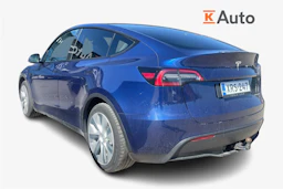 met. sininen Tesla Model Y 2023 kuva 2.