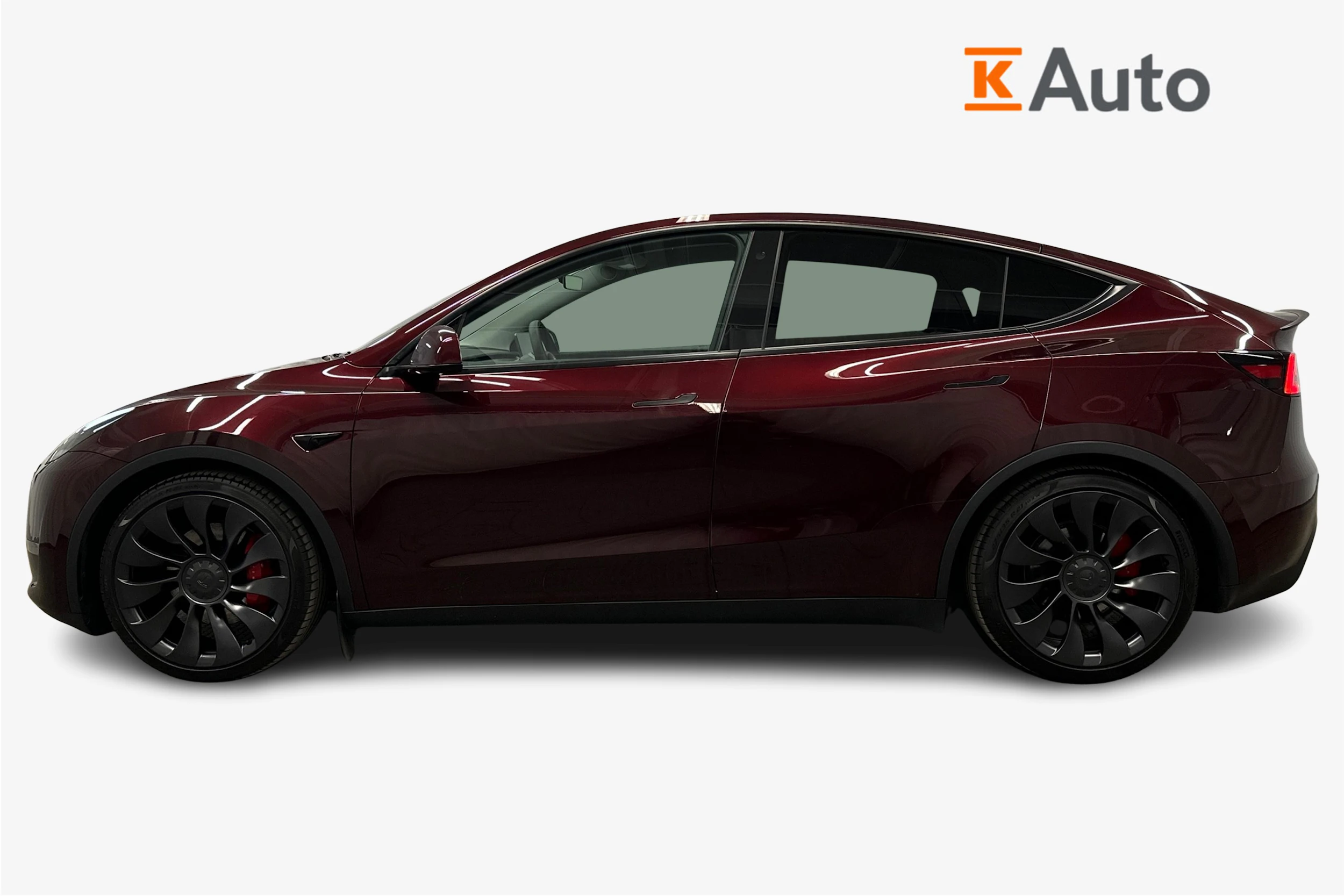 punainen Tesla Model Y 2023 kuva 7.