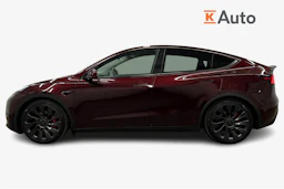 punainen Tesla Model Y 2023 kuva 7.