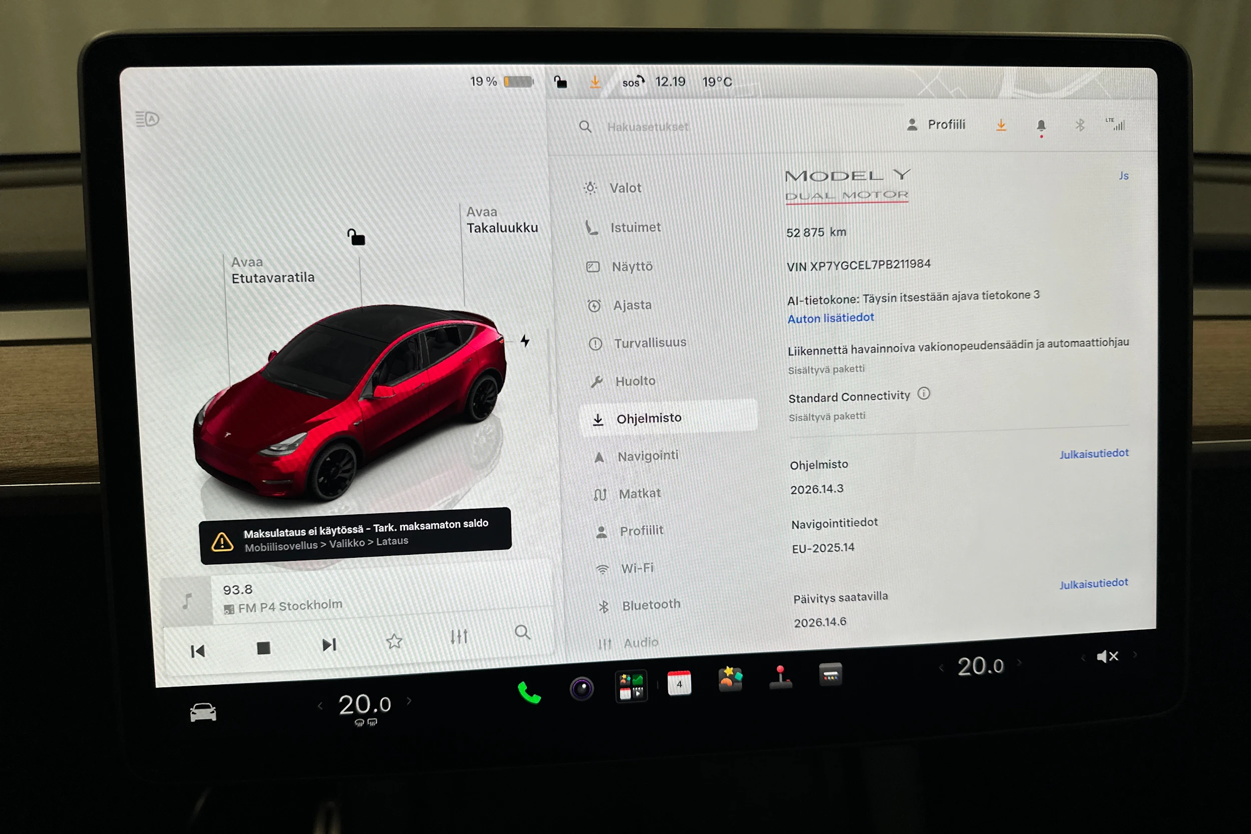 punainen Tesla Model Y 2023 kuva 27.