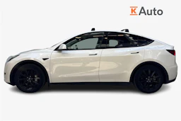 valkoinen Tesla Model Y 2023 kuva 5.