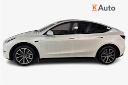 valkoinen Tesla Model Y 2023 kuva 5.