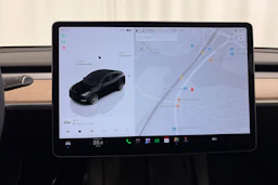 musta Tesla Model Y 2023 kuva 20.