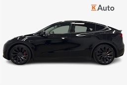 musta Tesla Model Y 2024 kuva 6.