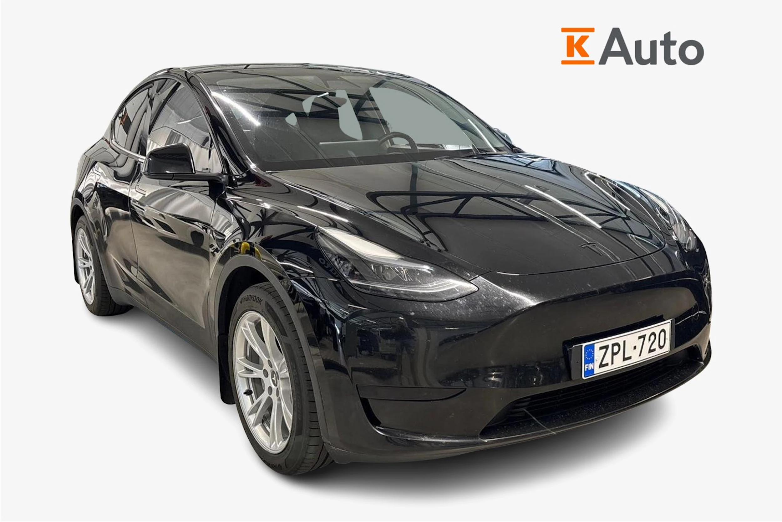 musta Tesla Model Y 2023 kuva 1.