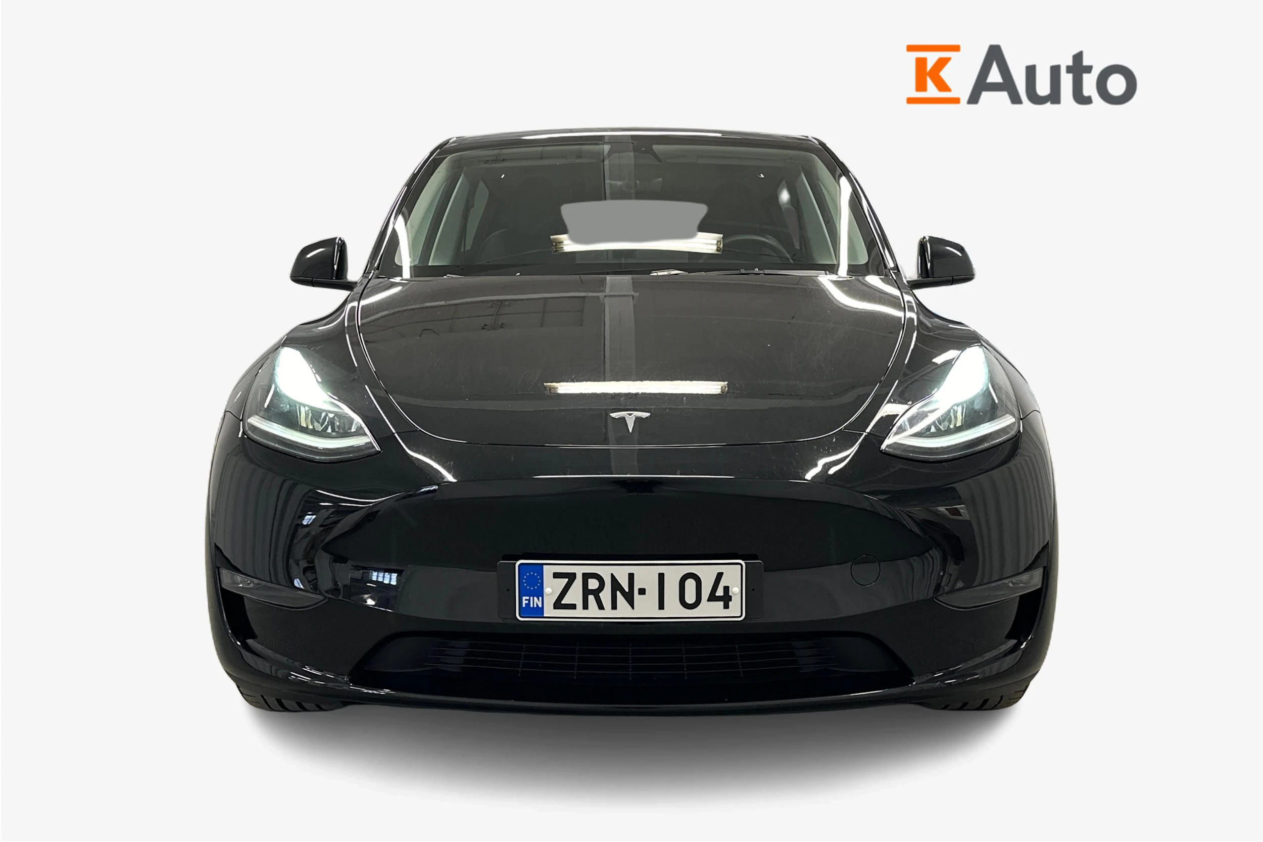 musta Tesla Model Y 2023 kuva 5.