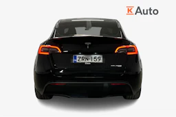 musta Tesla Model Y 2023 kuva 4.