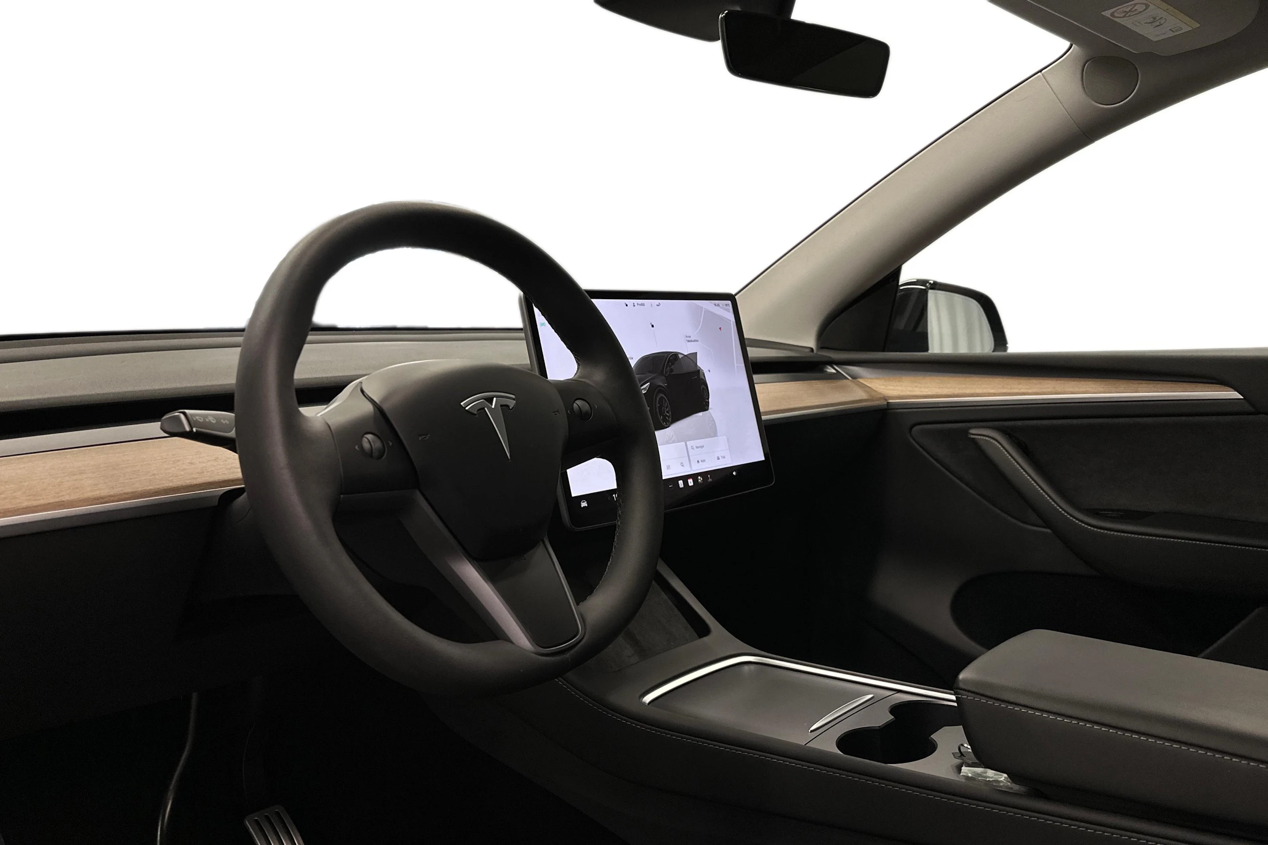 musta Tesla Model Y 2023 kuva 8.