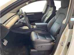 Tesla Model Y 2024 kuva 5.