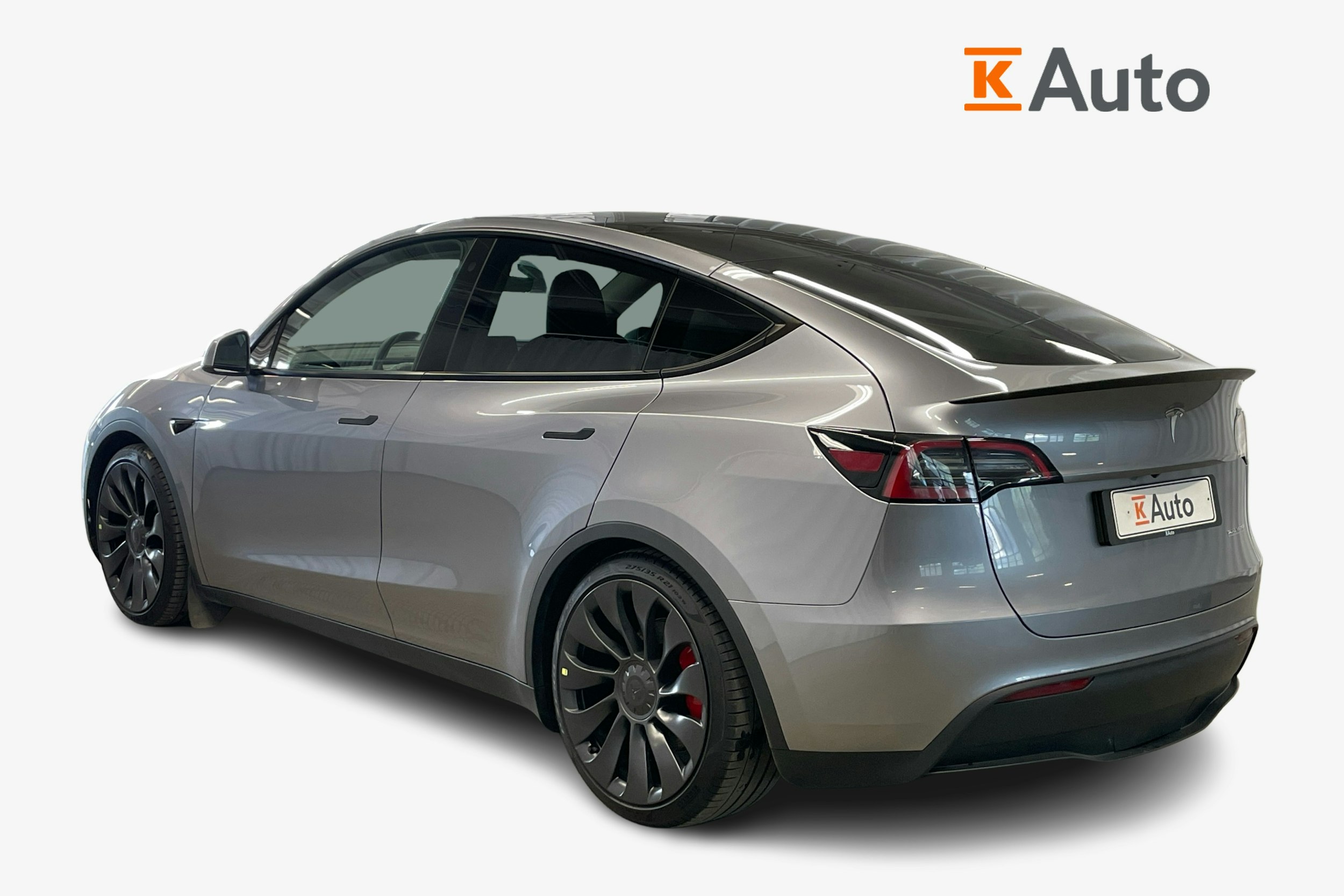 harmaa Tesla Model Y 2024 kuva 2.