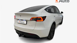 met. valkoinen Tesla Model Y 2024 kuva 2.