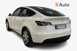 valkoinen Tesla Model Y 2024 kuva 2.
