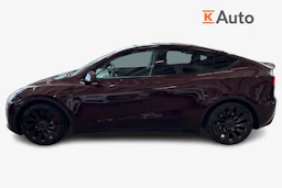 punainen Tesla Model Y 2024 kuva 5.