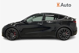 musta Tesla Model Y 2024 kuva 6.