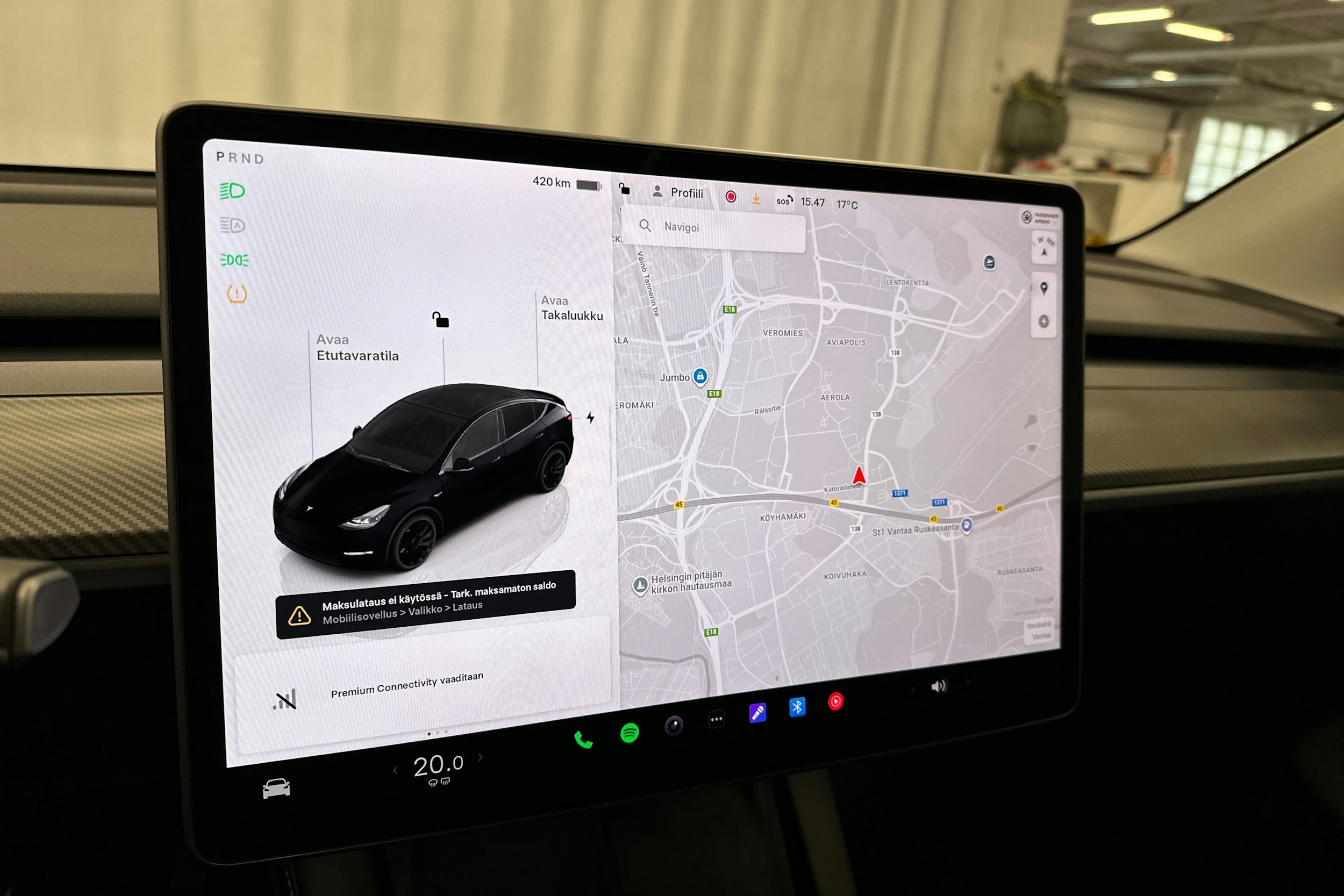 harmaa Tesla Model Y 2024 kuva 14.