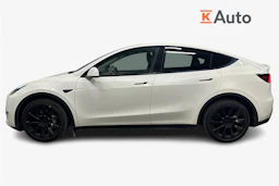 valkoinen Tesla Model Y 2024 kuva 7.