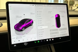 musta Tesla Model Y 2024 kuva 24.