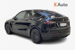 musta Tesla Model Y 2024 kuva 2.