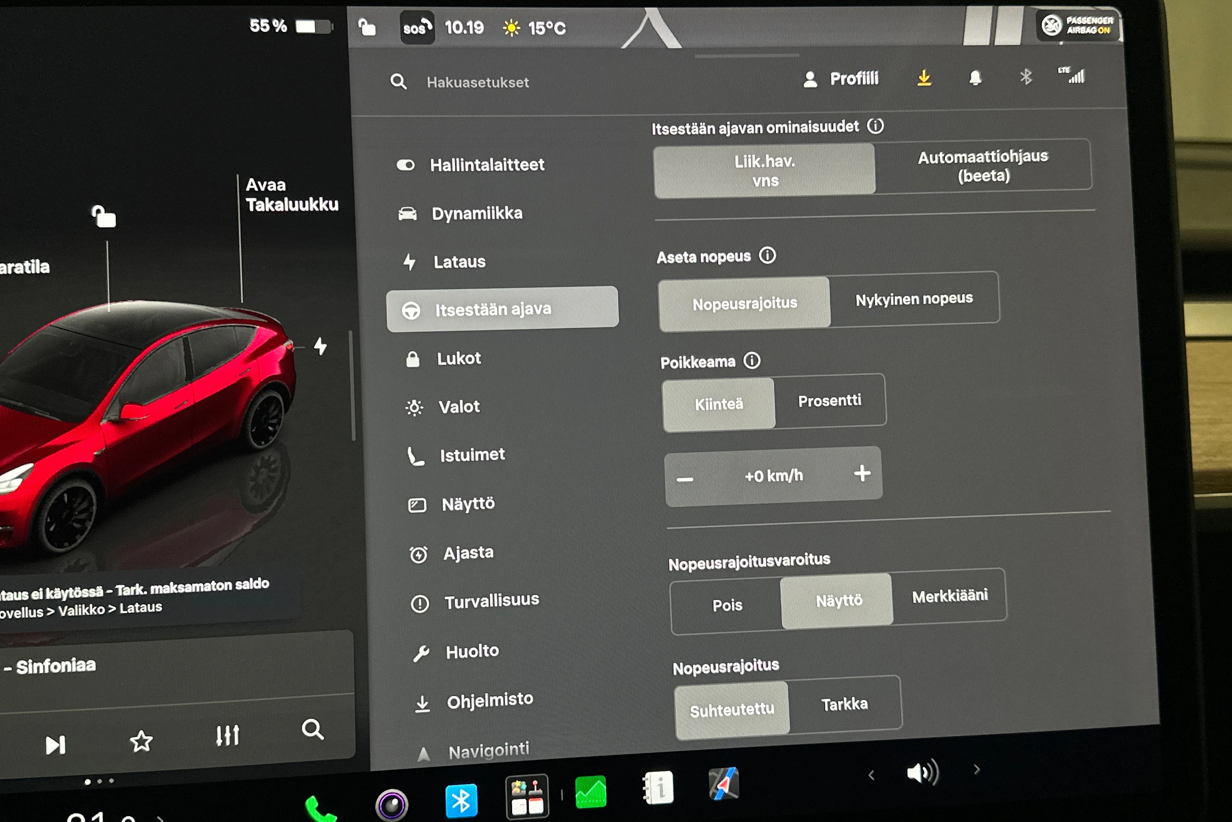 punainen Tesla Model Y 2024 kuva 20.