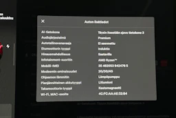 punainen Tesla Model Y 2024 kuva 25.