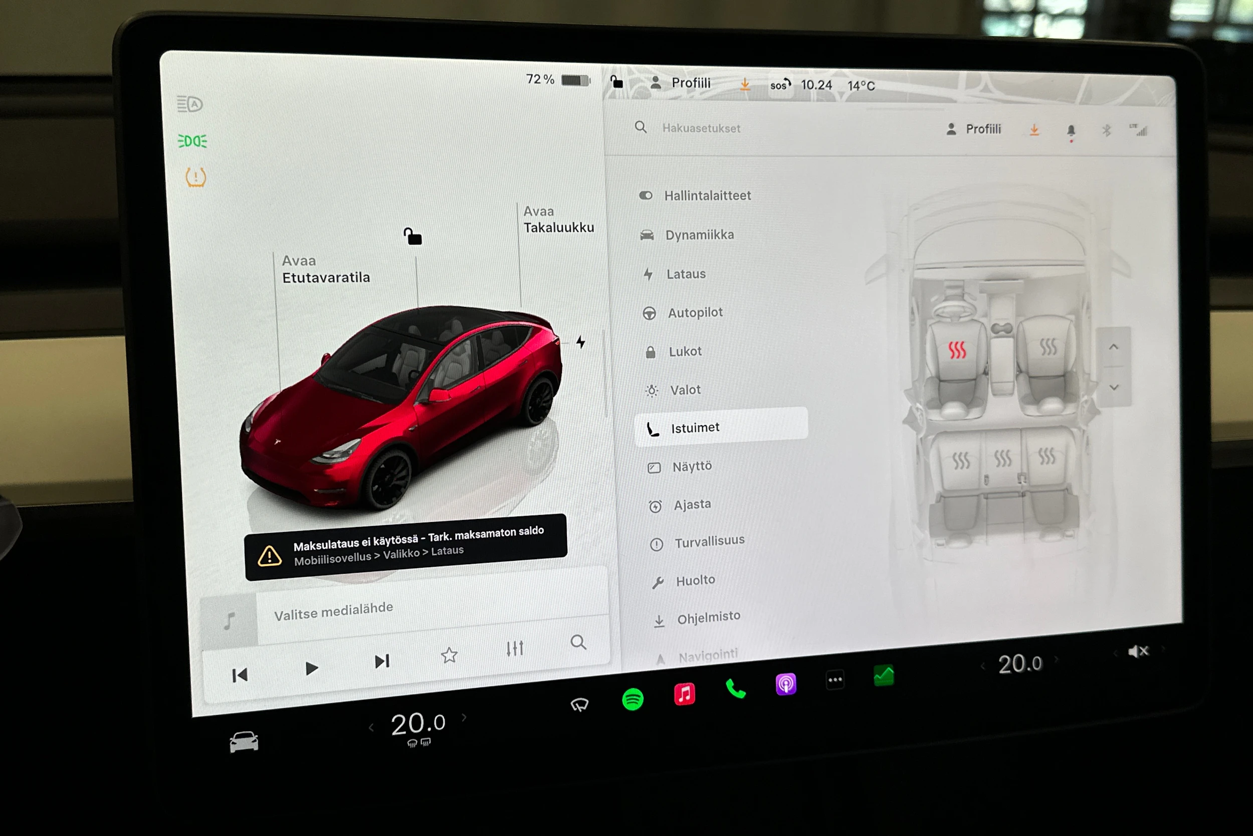 punainen Tesla Model Y 2024 kuva 29.